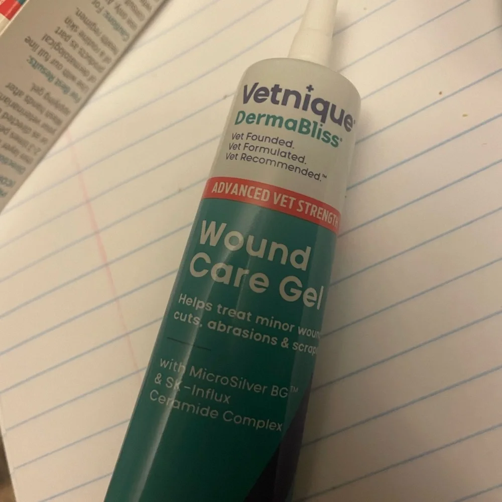 Unopened NEW DermaBliss Wound Care Gel for Dogs - Blue